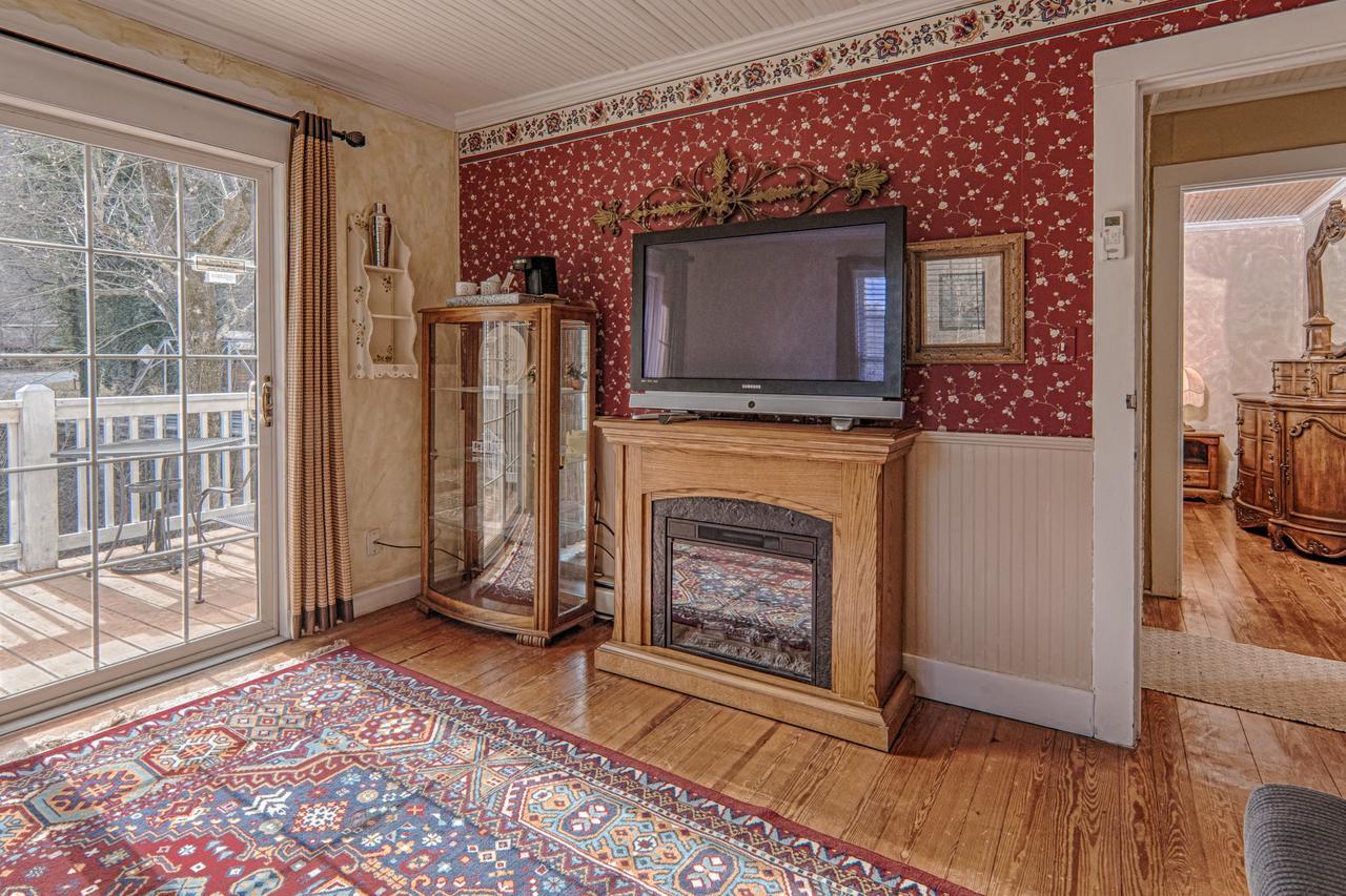 Bed & Breakfast Broad River 3*